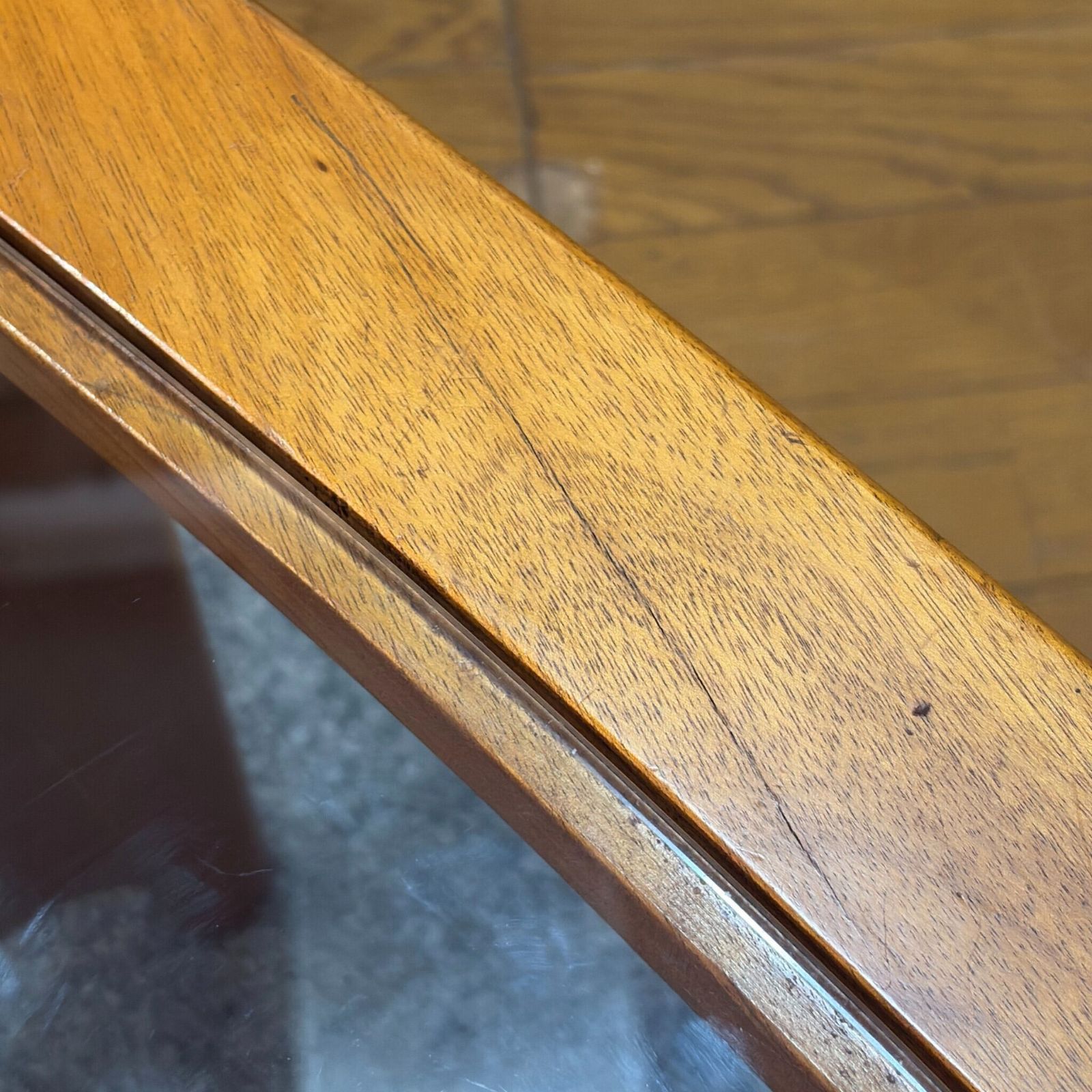 センターテーブル