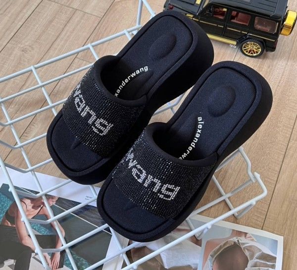 入手困難】アレキサンダーワンAlexanderWang 厚底サンダル ブラック
