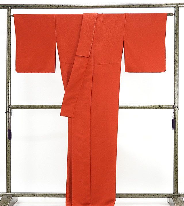 単衣 色無地 新品仕立済 正絹 単衣 膨れ地紋 身丈164.5cm 裄丈67.5cm 色無地 新品 仕立て上がり 着物 単衣 色無地 新品 仕立て上がり 正絹 単衣 膨れ地紋 身丈164.5cm 裄丈