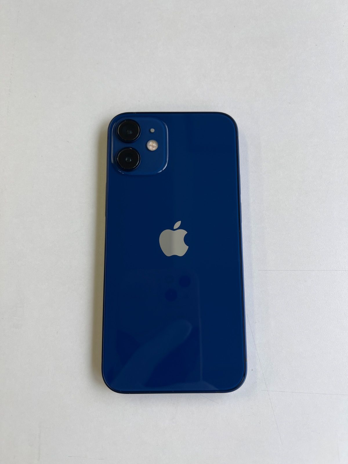 026美品★iPhone12 Pro 256G/シムフリー/純正新品バッッテリー iPhone12 Pro 256GB グラファイト/シムフリー/新品バッテリー100%/極薄