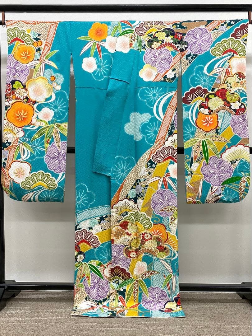 振袖 豪華 金駒 金彩 紋意匠 身丈171cm 撥水加工済 振袖 豪華 金駒 金彩 紋意匠 身丈171cm 振袖 豪華 ラメ刺繍 金駒 紋