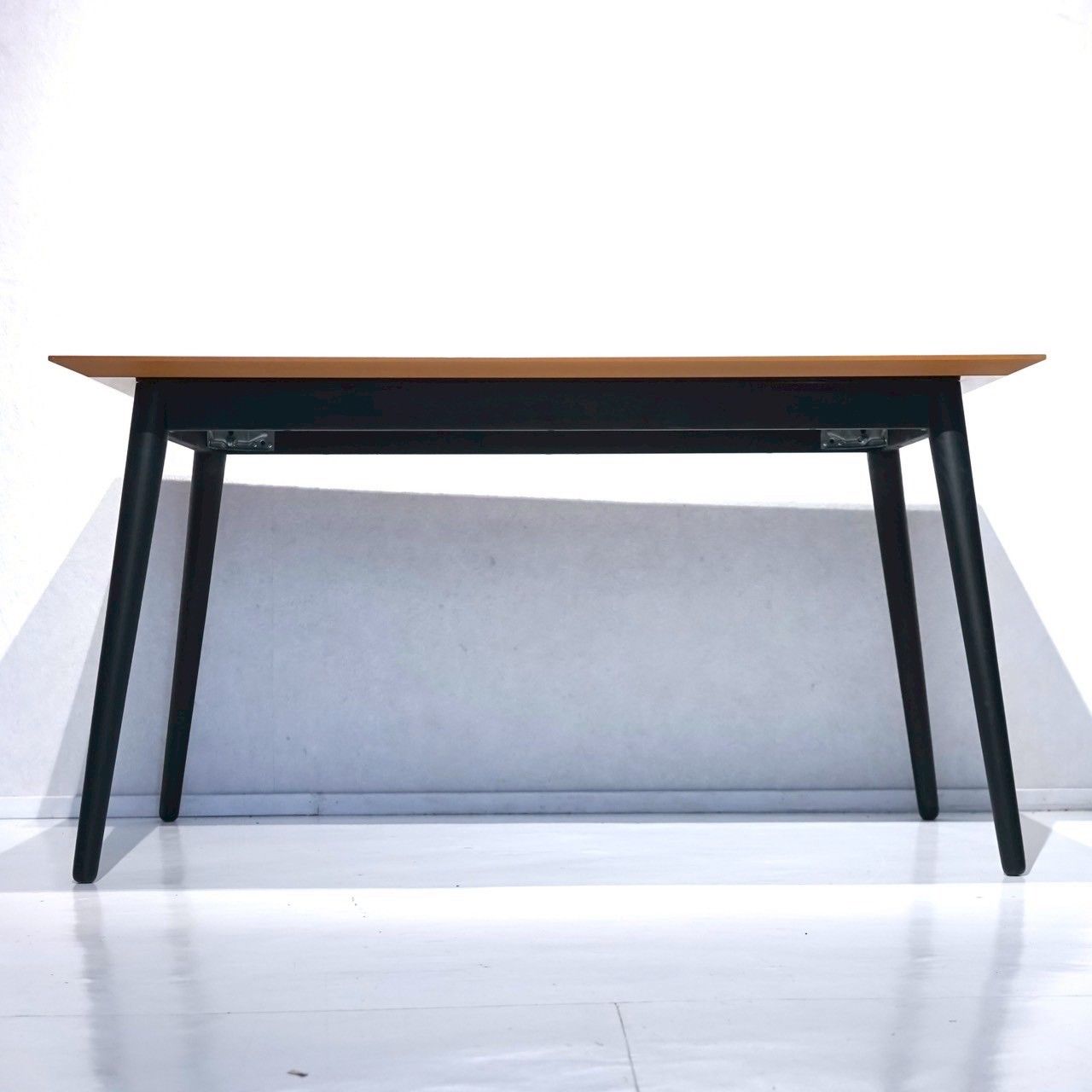 BoConcept ボーコンセプト Milano ミラノ ダイニングテーブル 食卓