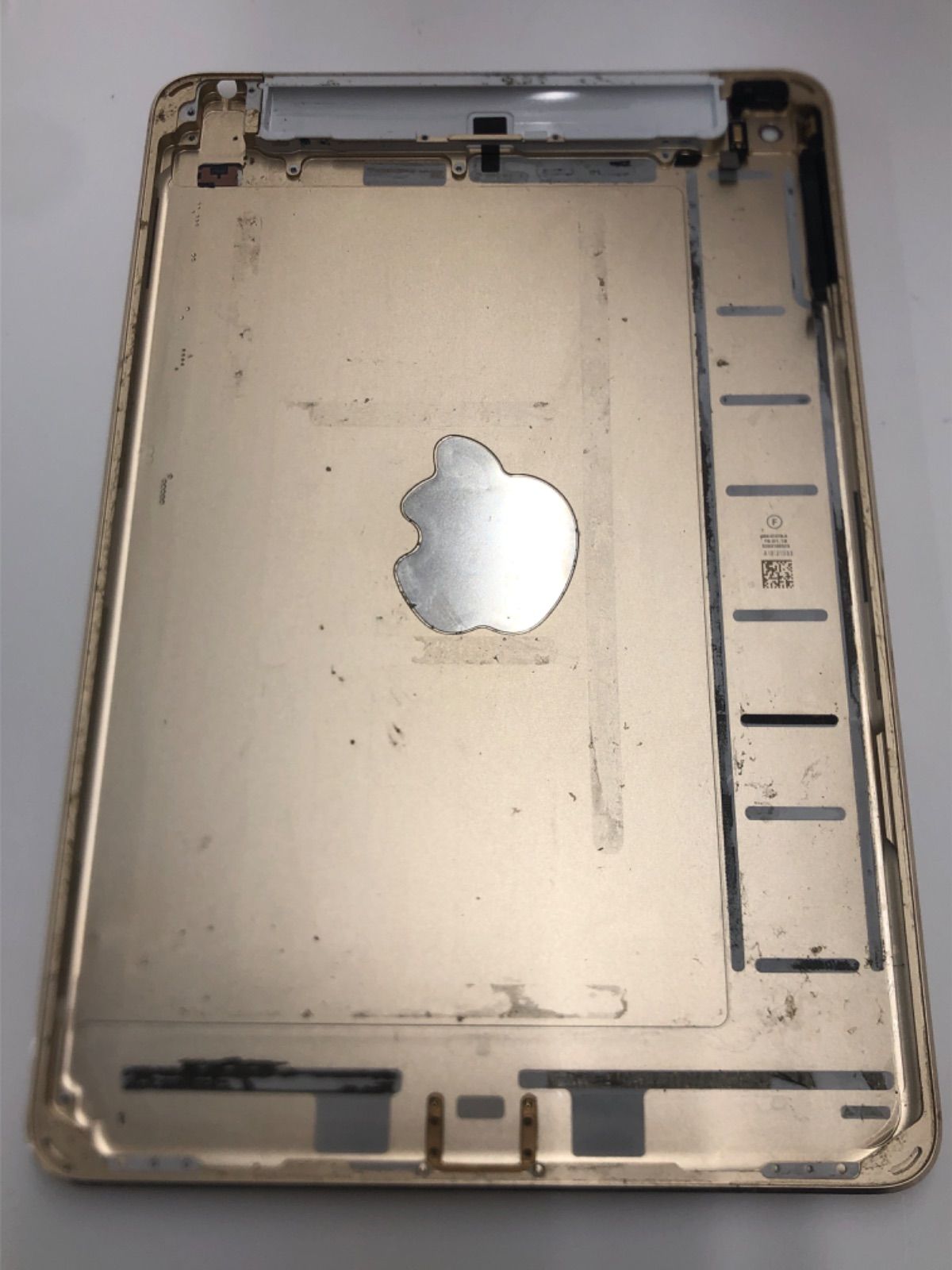 ジャンク品】iPad mini 4 スモールパーツ - メルカリ