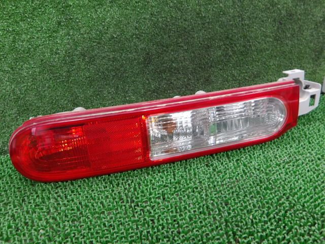 1FO1035 ADR6 日産 キューブ Z12 前期型 テールライト左右＋