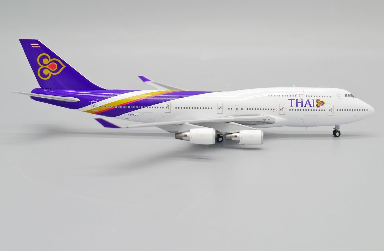 747-400 HS-TGG