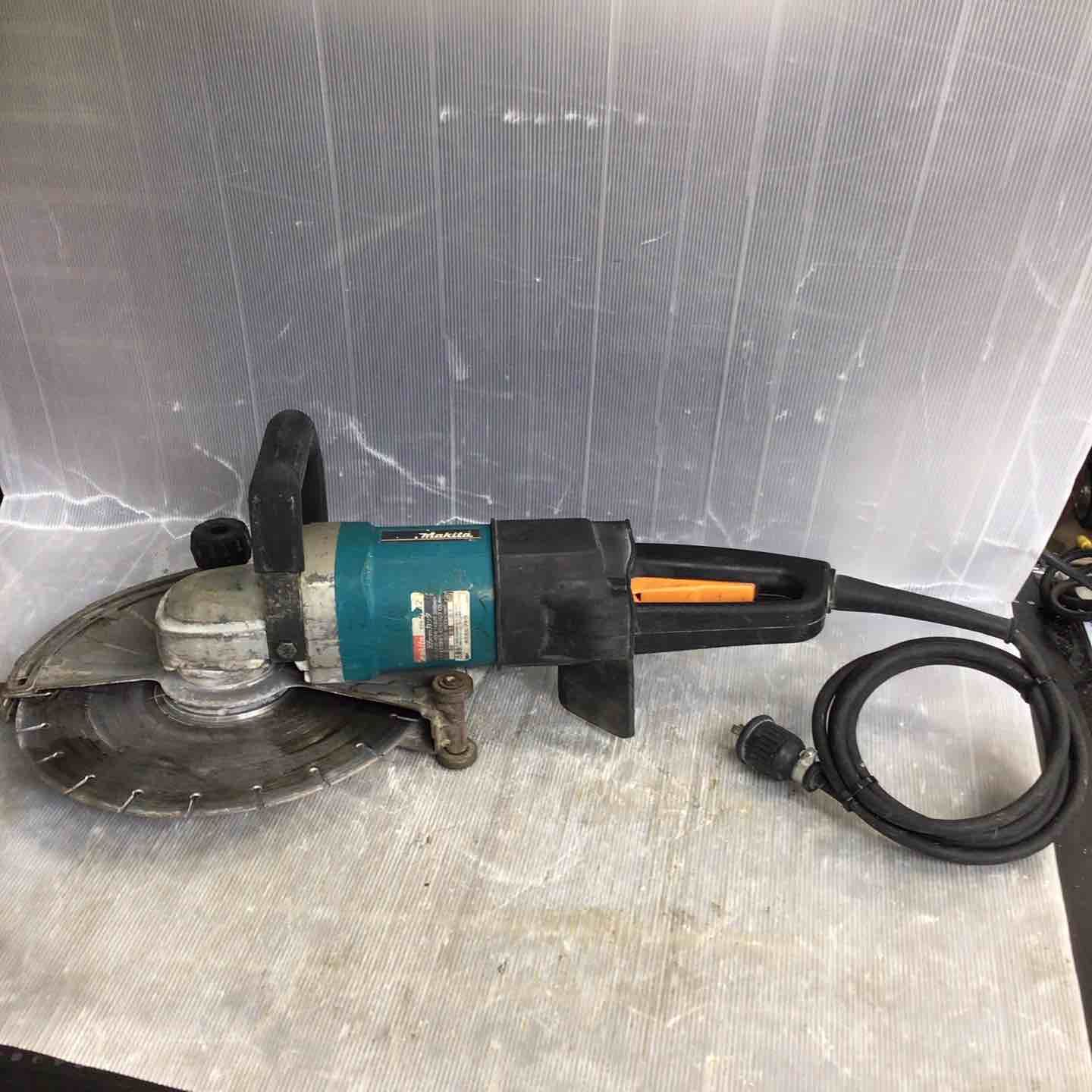 makita 305mm
