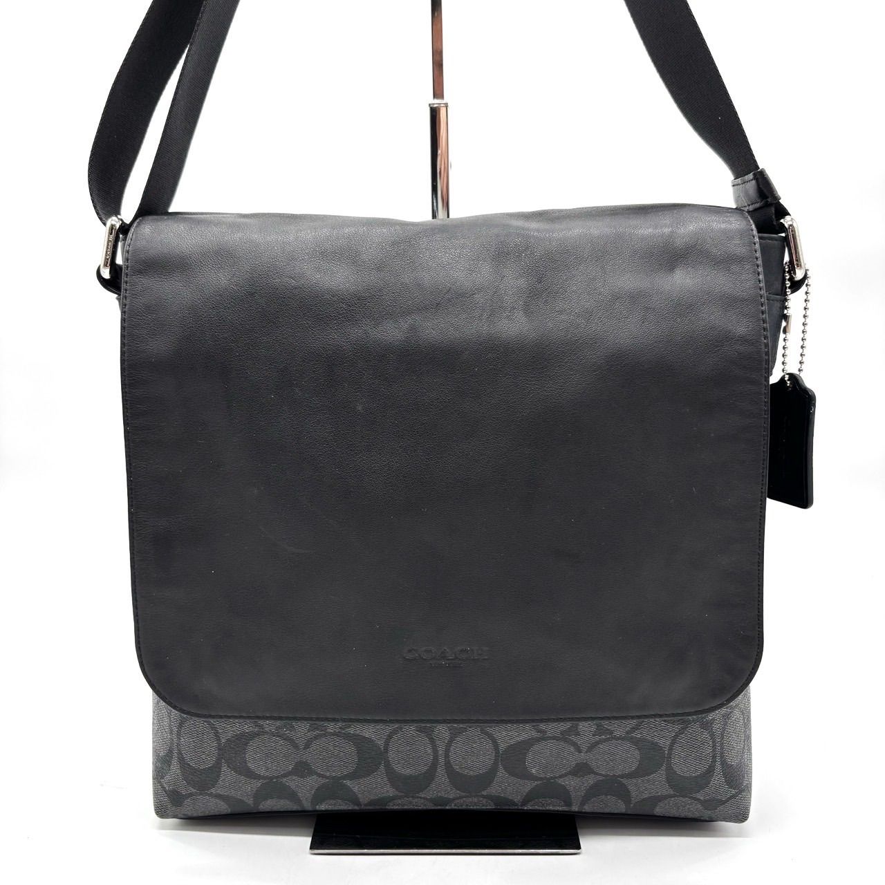 ✨良品✨ COACH コーチ ボディーバッグ メッセンジャーバッグ ✨良品✨ COACH コーチ ボディーバッグ メッセンジャーバッグ