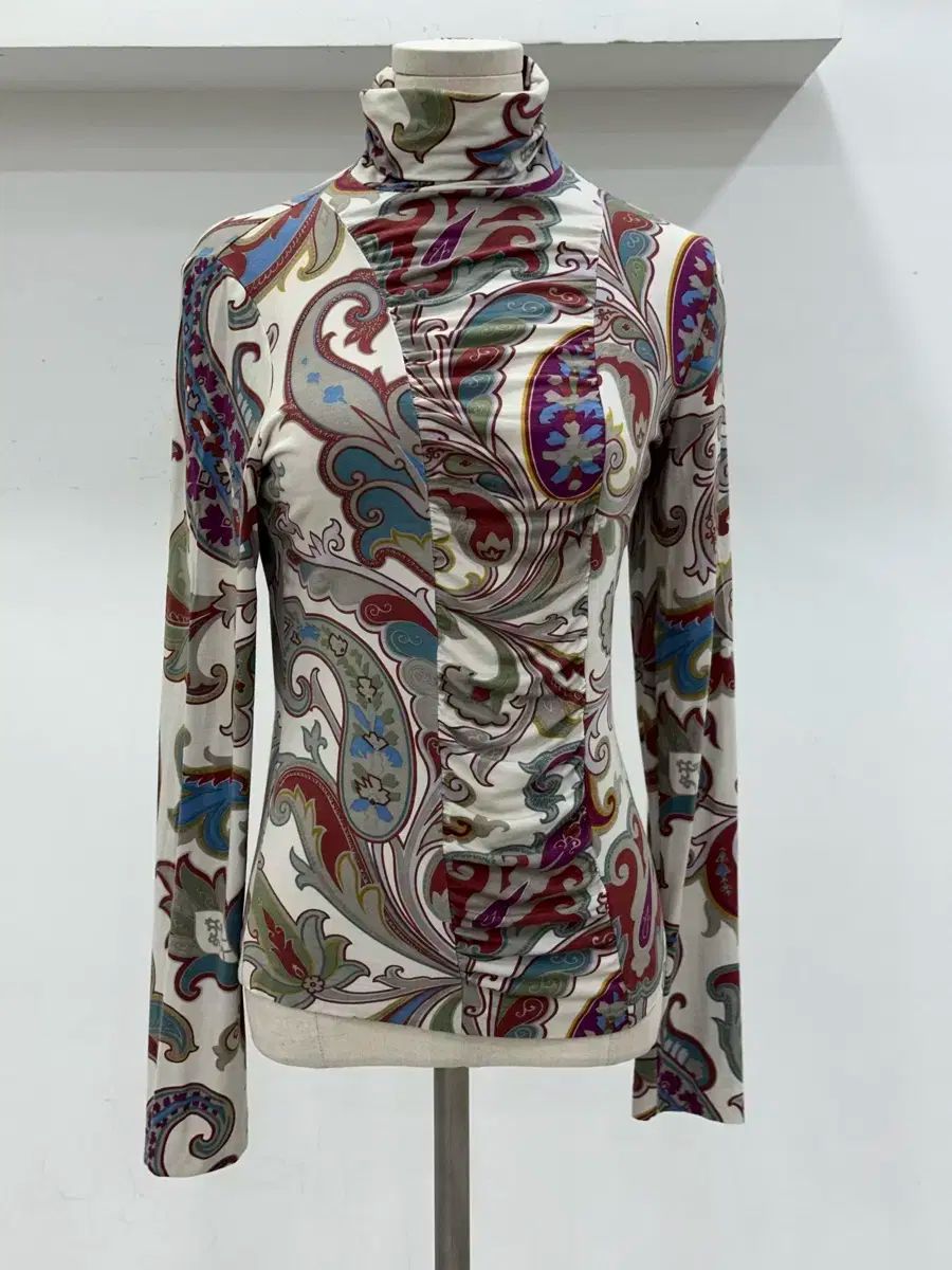 ETRO エトロ ペイズリー タートルネック