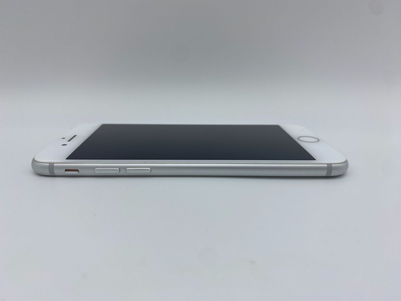 iPhone7 32GB シルバー/シムフリー/大容量2300mAh 新品バッテリー100 