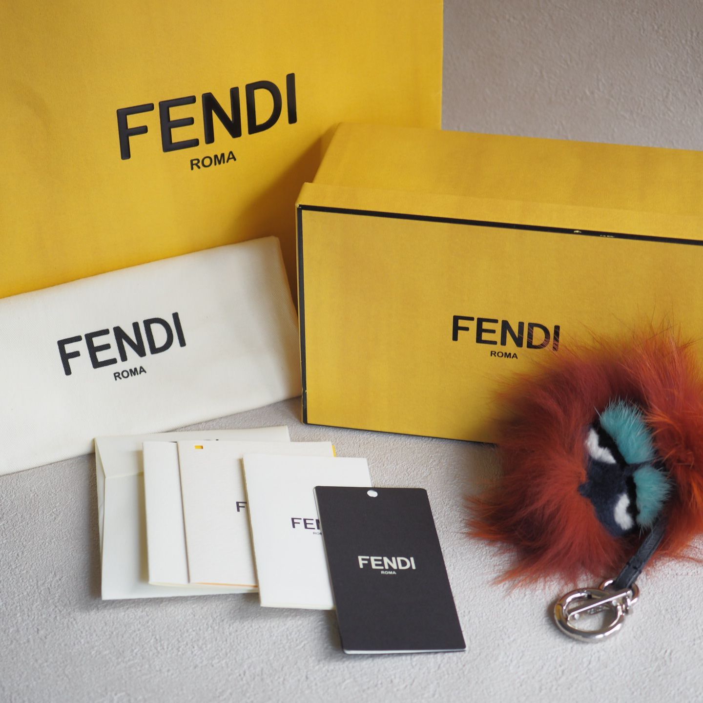 FENDI モンスターチャーム　ミンクレディース