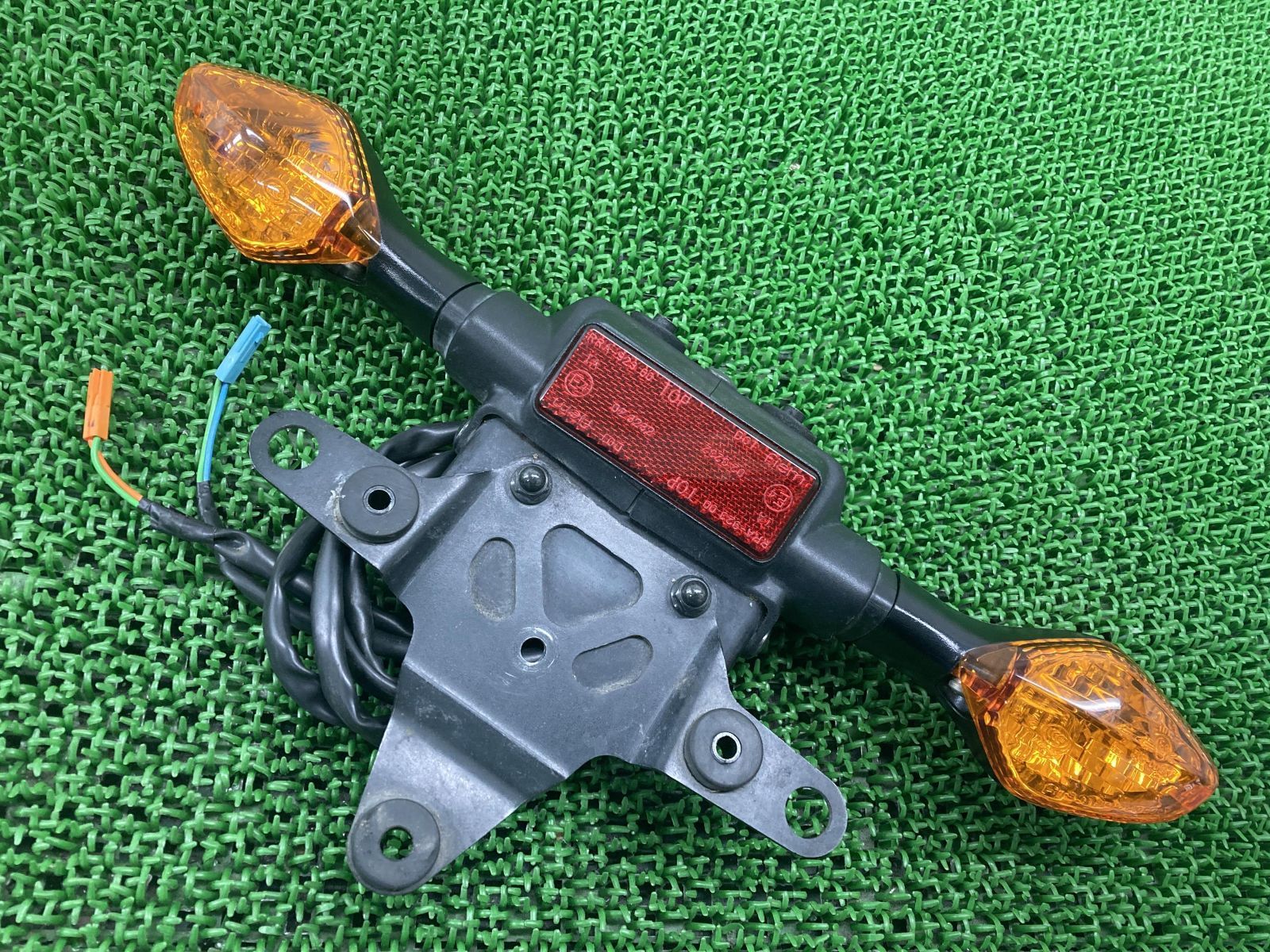 レブル250 リアウインカー 左右 1276-00 ホンダ 純正 中古 バイク 部品 MC49 ナンバーステー 反射板 テールランプステー 割れ欠け無し