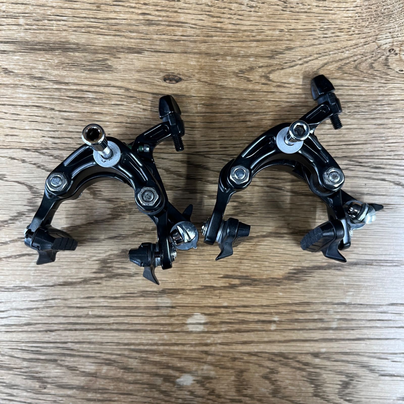 美品】 SHIMANO シマノ 105 リムブレーキ ブレーキキャリパー 前後 