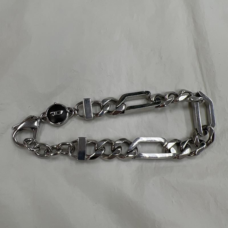 美品【DIESEL】 ディーゼル ブレスレット DX135100DJW ロゴ DX1351 ジュエリー ブレスレット｜シルバー｜ウィメンズ｜DIESEL