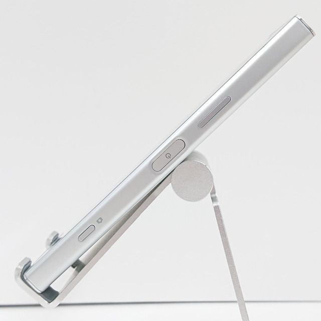 Xperia XZ1 Compact SO-02K ドコモ ホワイトシルバー 送料無料 本体 