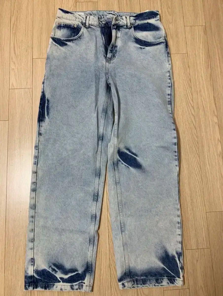 32 ZARA(ザラ) バギー フィット デニム ライトブルーデニム