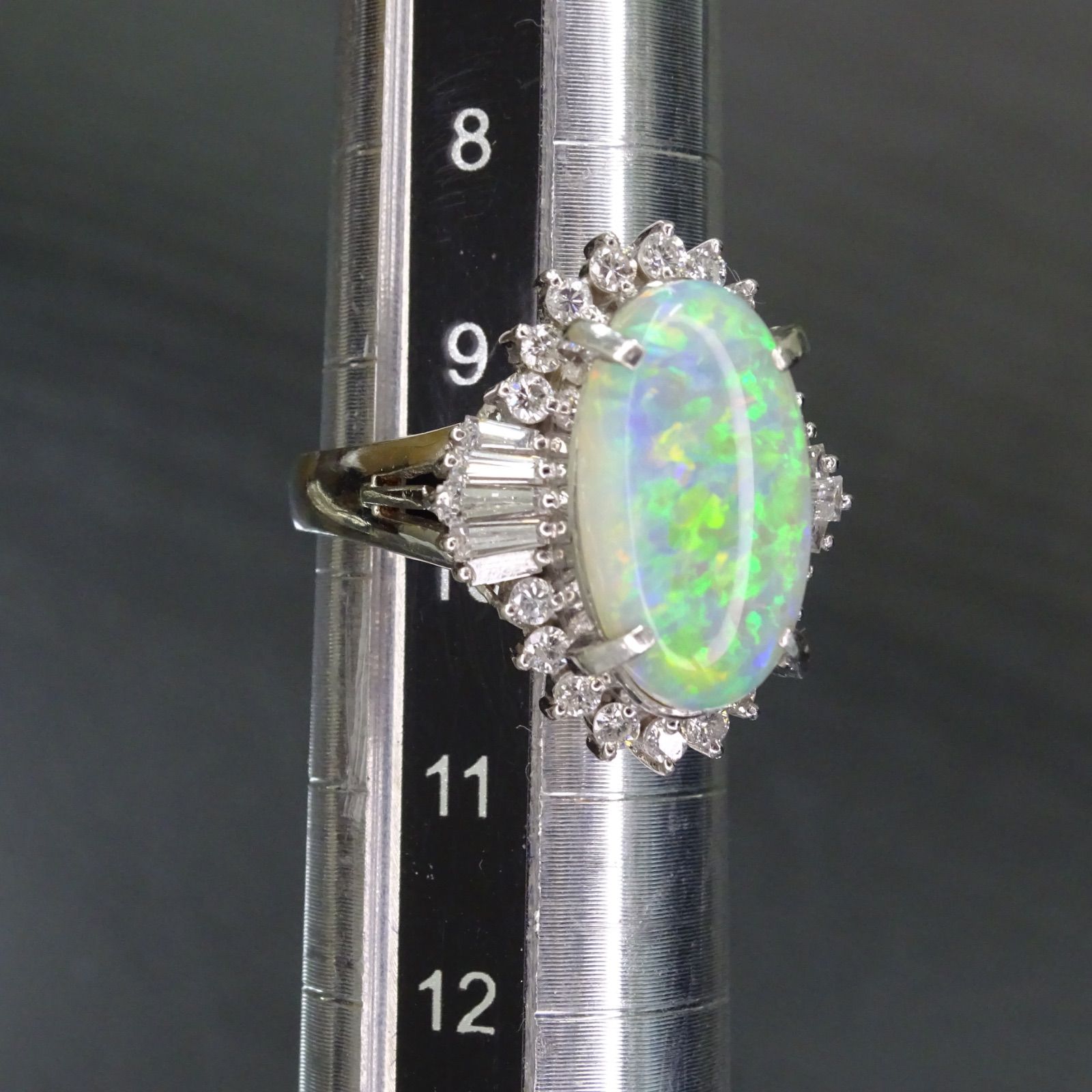 プラチナ pt900 天然オパール2.81ct 天然ダイヤモンド0.68ct デザイン 