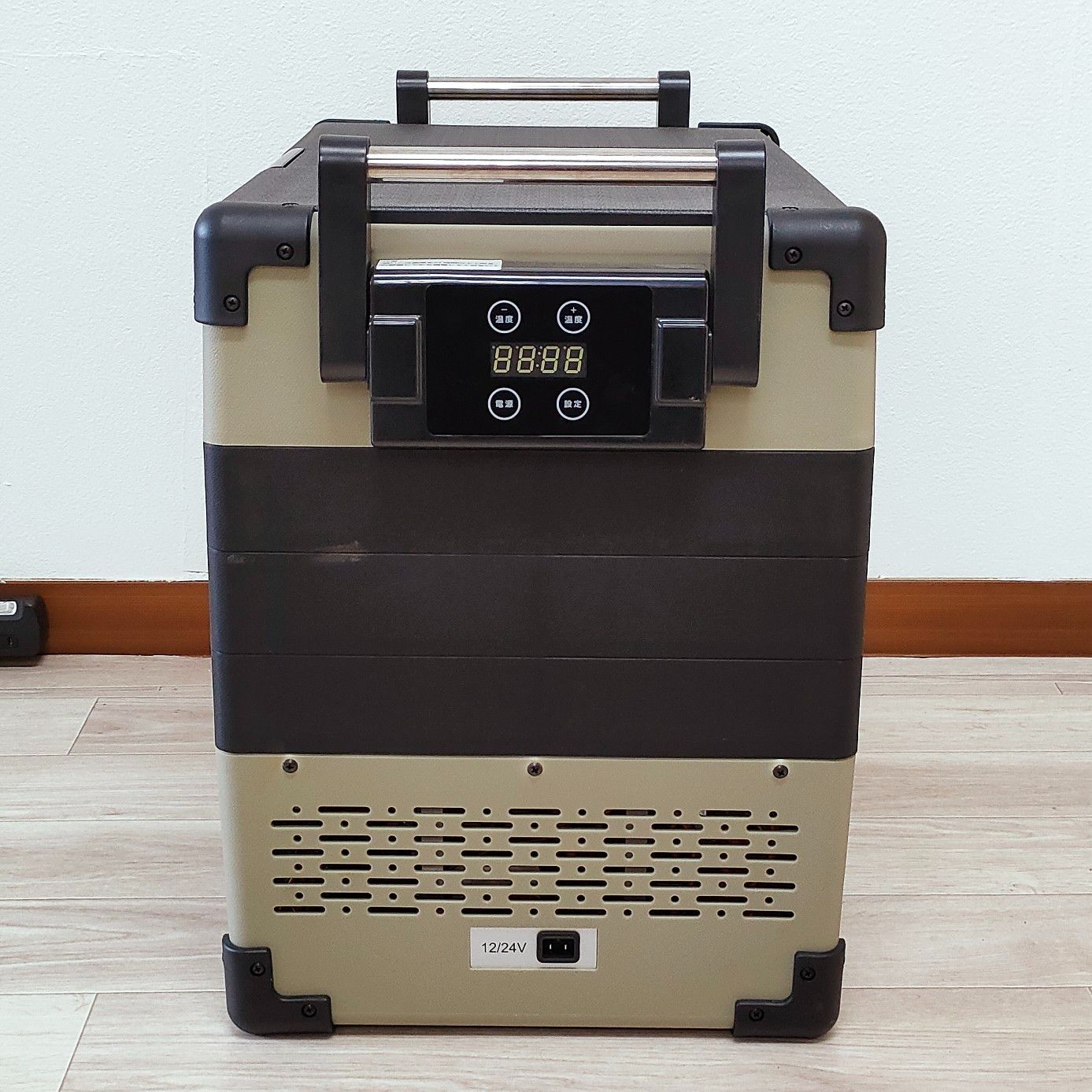 車載冷蔵庫 EENOUR イーノウ 冷蔵冷凍庫 52L - メルカリ