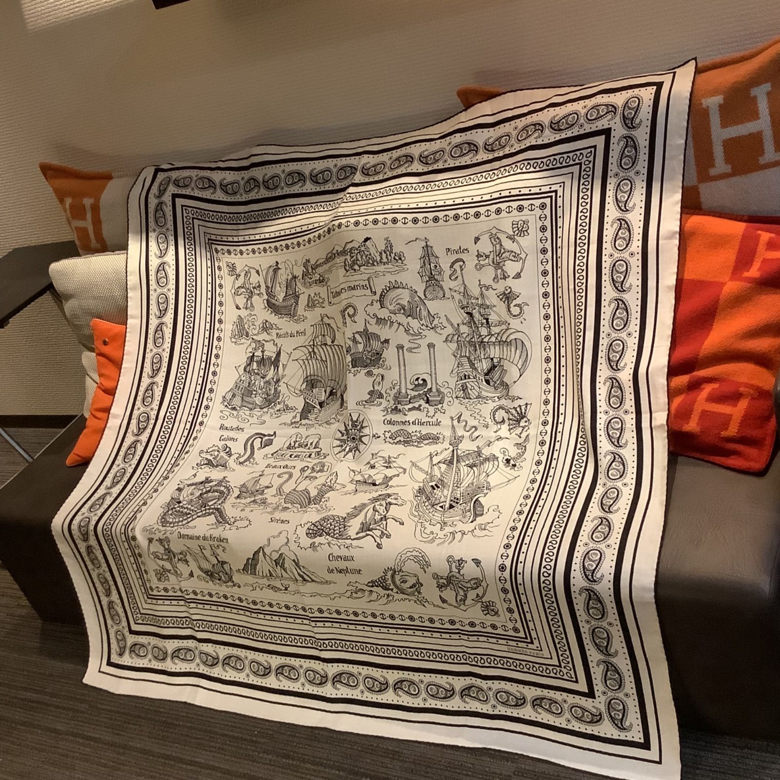 ジャンポールゴルチエ 】90'S スカーフ シルク100% 大判 女神 希少