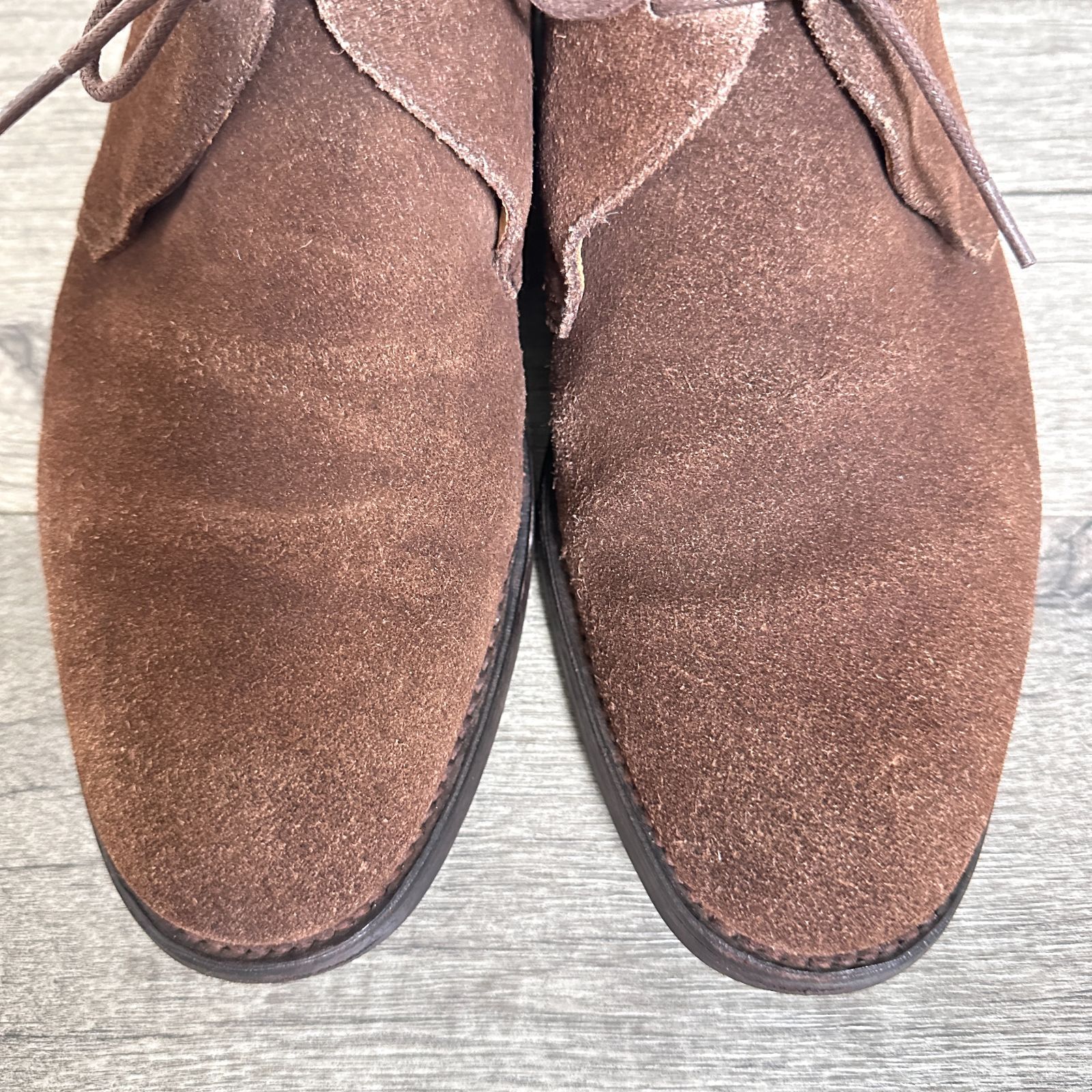 スエードチャッカブーツ