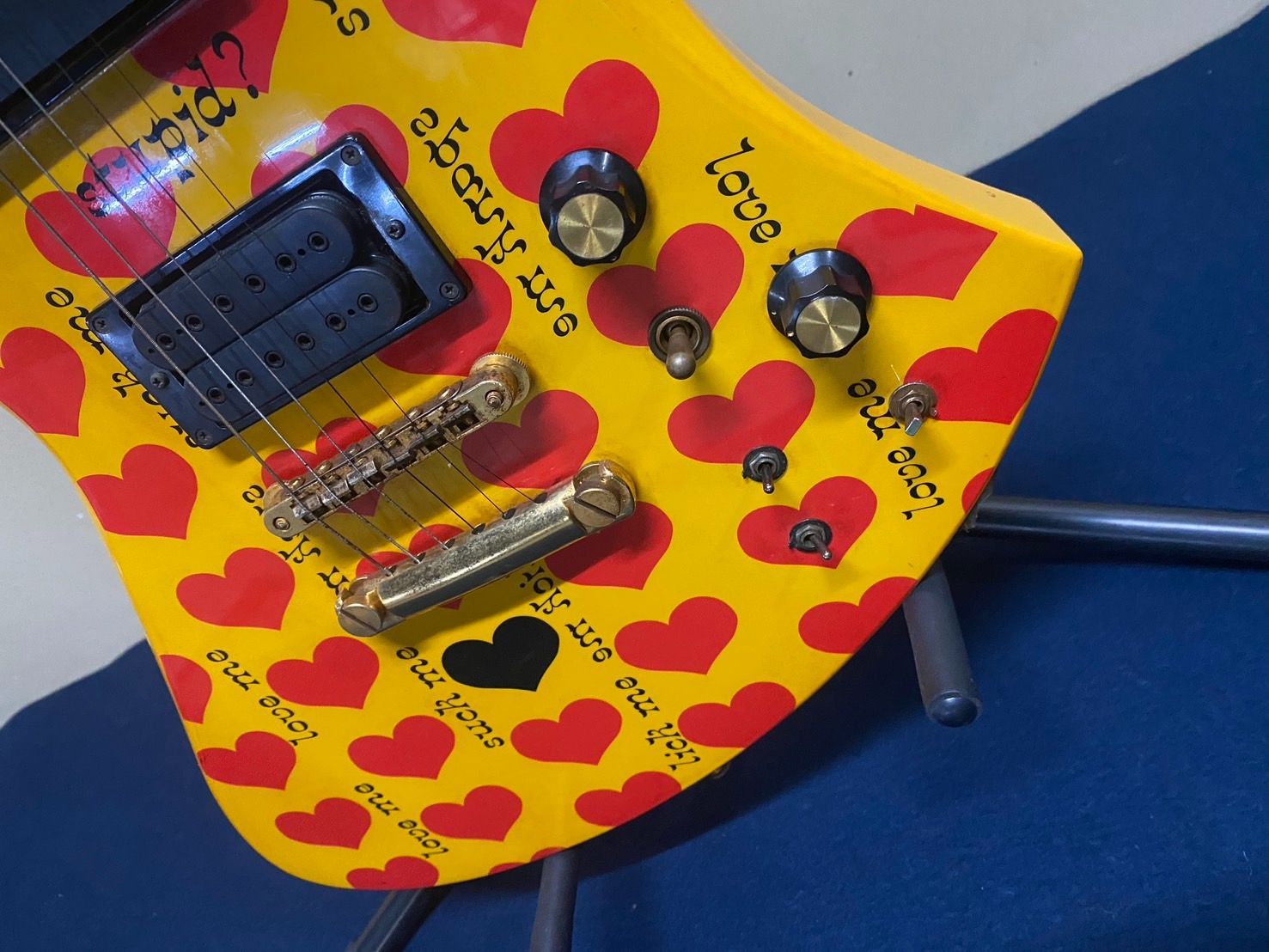 美品　hide イエローハート MG145S Burny MG-145S HY ~Yellow Heart~【hide Signature Model】 税込