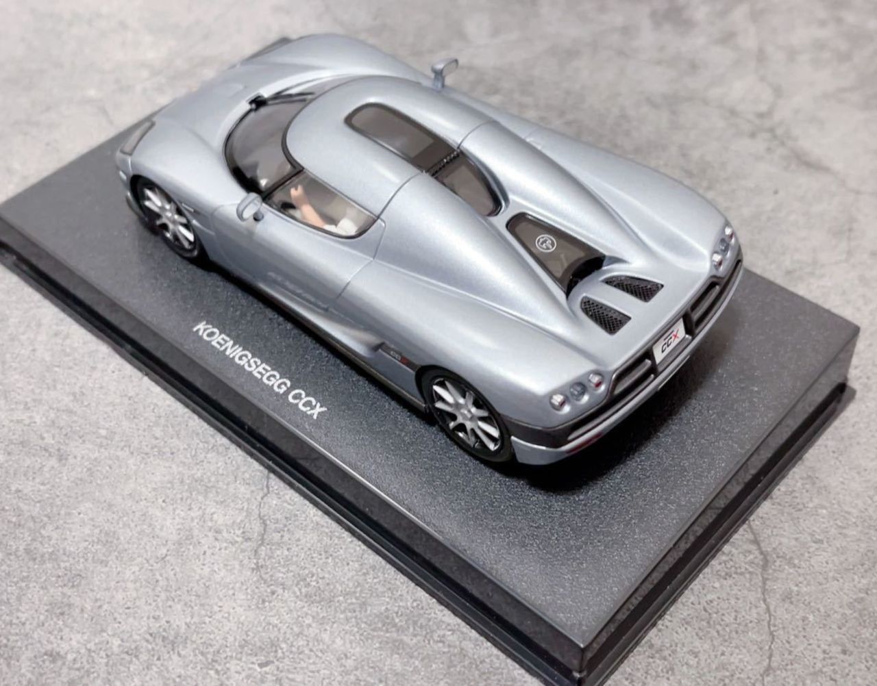 オートアート ケーニグセグ CCX 1 autoart ≠1/18 - メルカリ