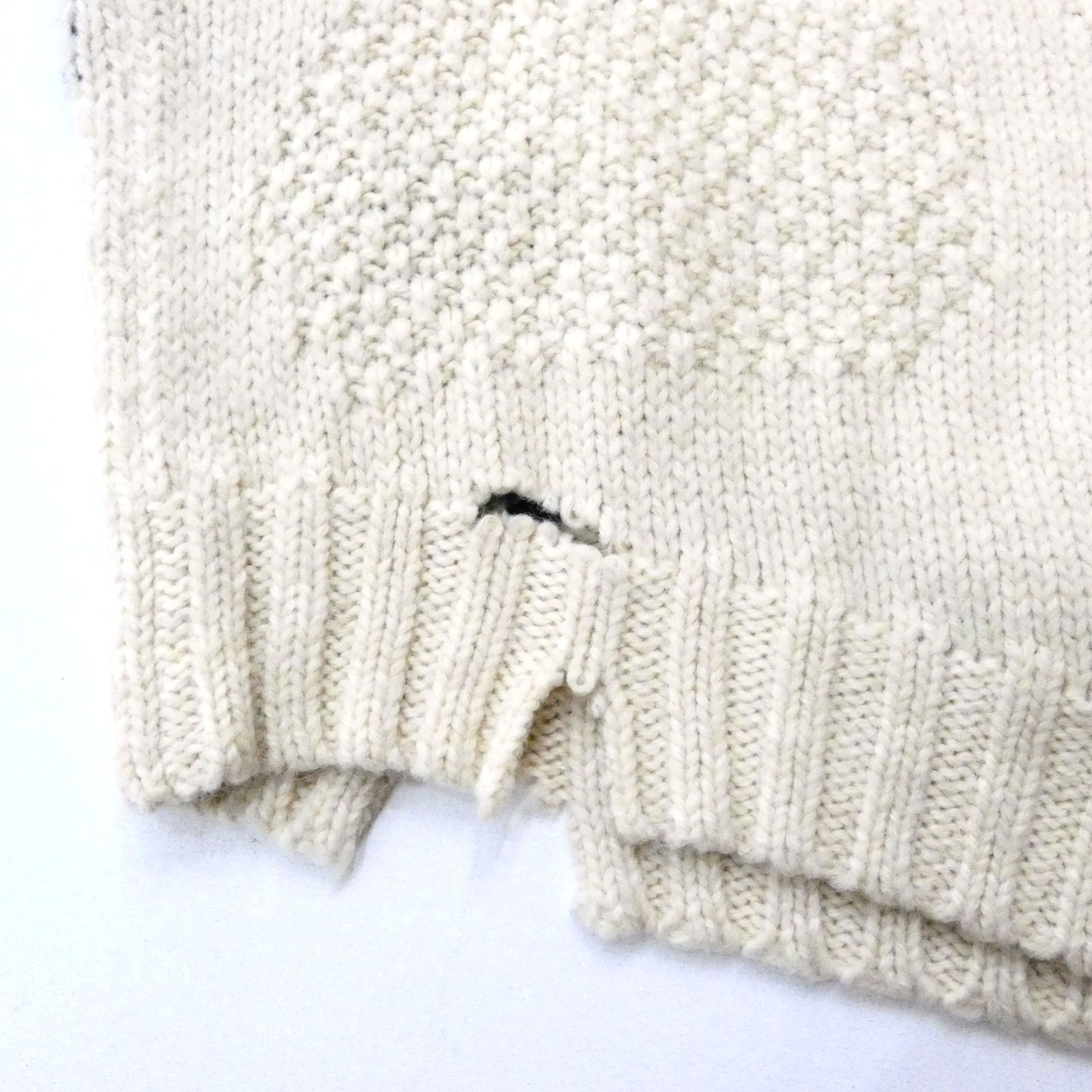 小牧店】MM6 メゾン・マルジェラ 22AW DISTRESSED KNIT SWEATER ディ 