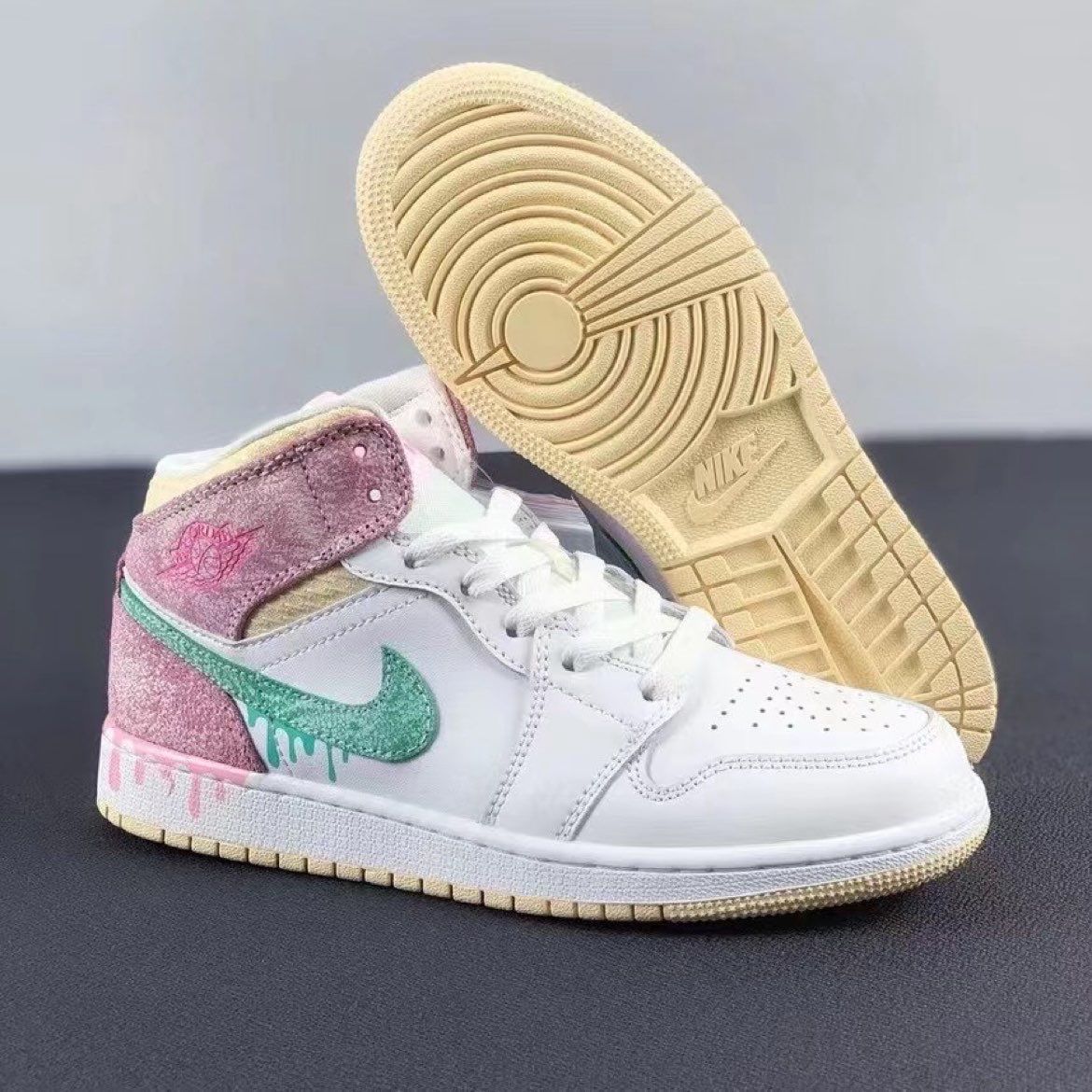 NIKE GS AIR JORDAN 1 MID PAINT DRIP ナイキ GS エアジョーダン1  