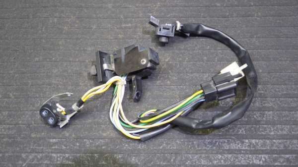 スズキ レッツ4 CA45A ハンドルスイッチ S155-11