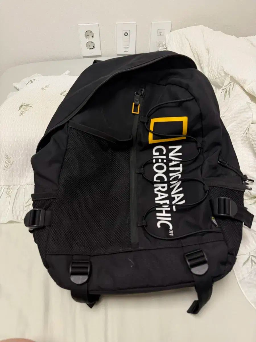 National Geographic ナショジオ バックパック 黒 リュック 【公式通販】