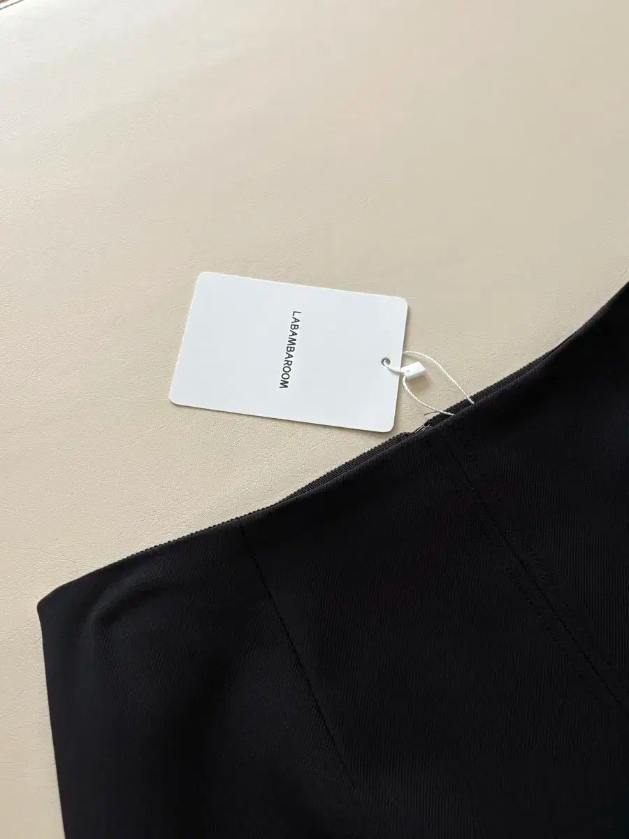 パビスカート 黒