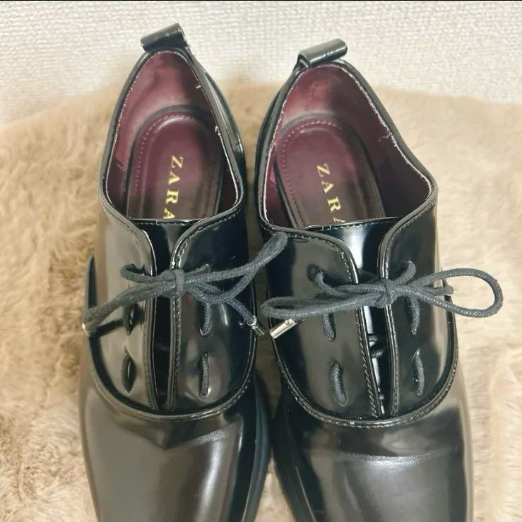 極美品 ZARATRF ザラ レースアップ 厚底 ローファー シューズ 黒
