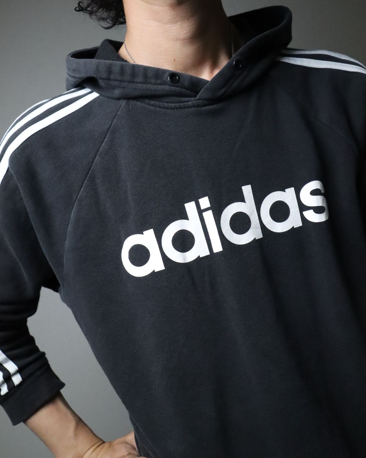 00s adidas ダメージ加工 黒パーカー　noill ボロ 00s adidas ダメージ加工 黒パーカー noill ボロ - メルカリ