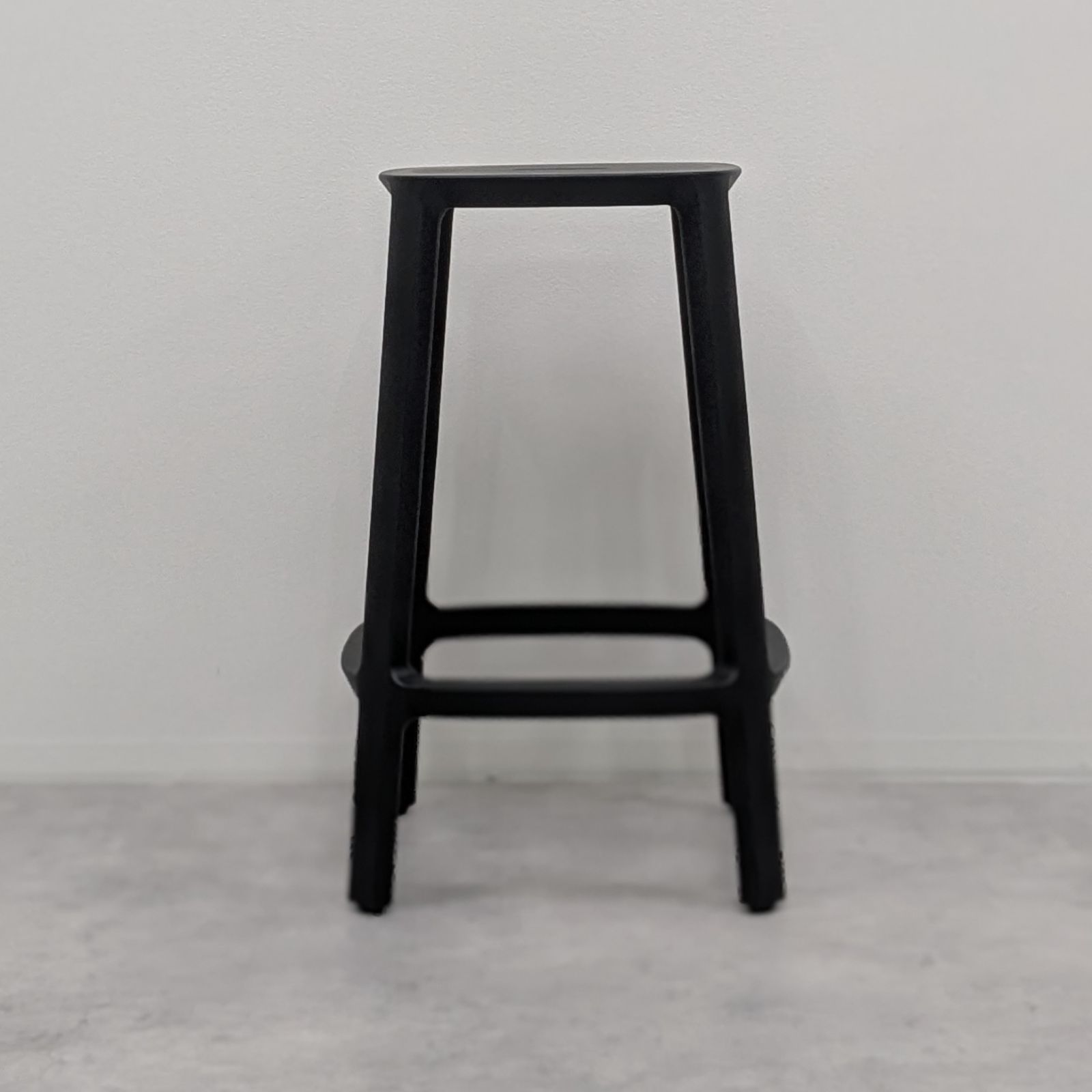 送料込　CADREA LOW STOOL 一脚 TOOU CADREA LOW STOOL / トゥー カドレア ロースツール