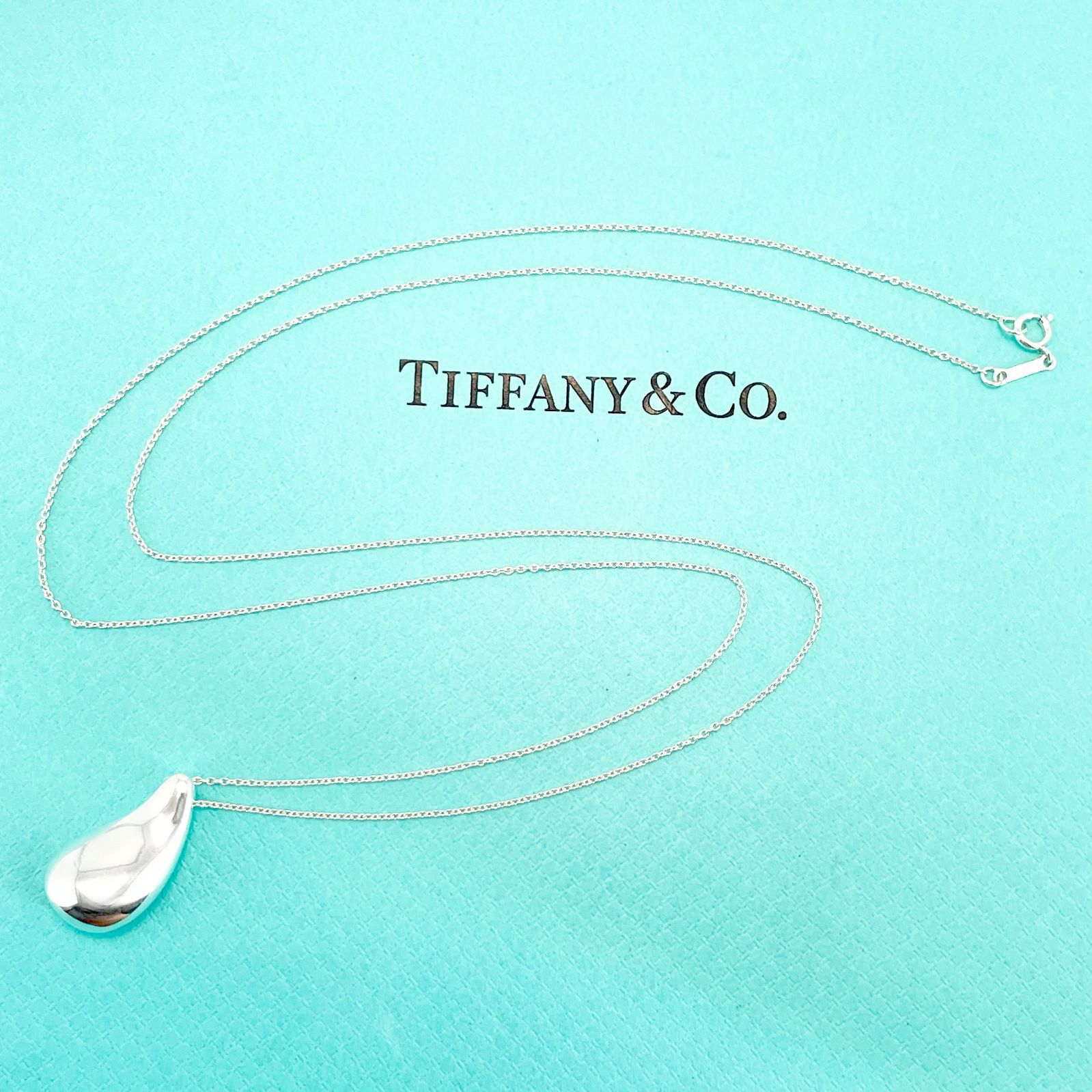 Tiffanyのラージティアドロップ ロングチェーン ネックレス 