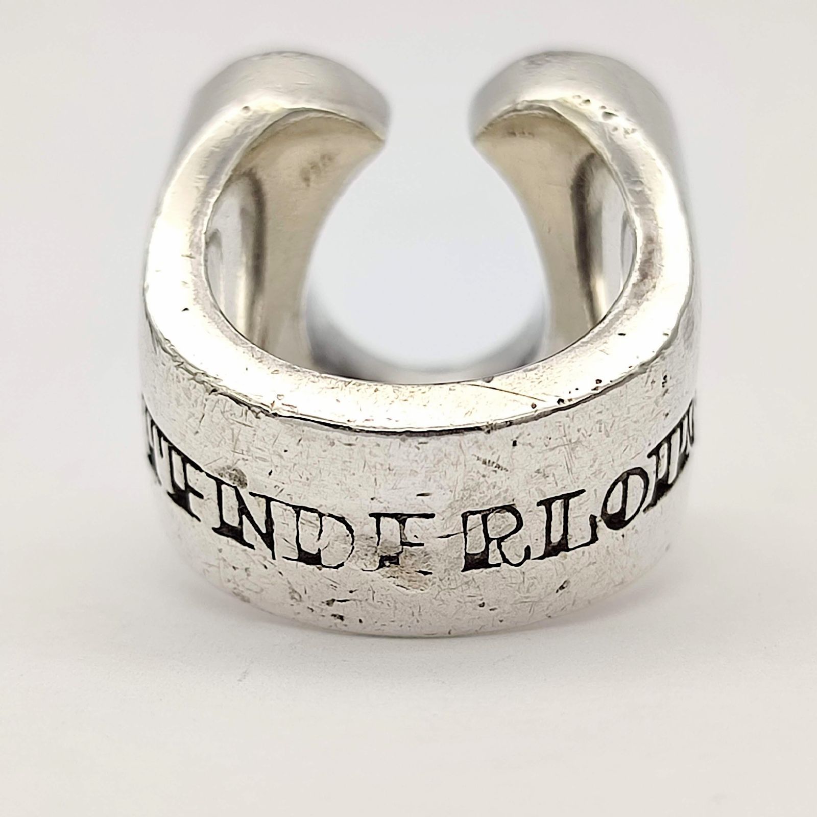 美品】TENDERLOIN テンダーロイン ホースシューリング SILVER シルバー