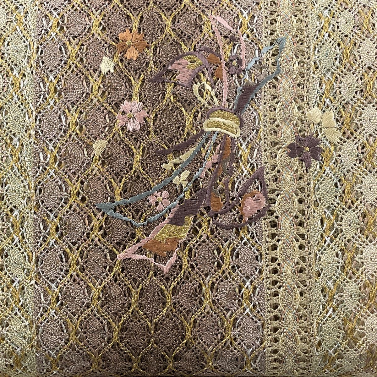 専用帯1625 ●高級 正絹 夏帯 松葉仕立て 名古屋帯 名古屋帯 美品 秀品 夏帯 絽 八寸名古屋帯 松葉仕立て 草花 金