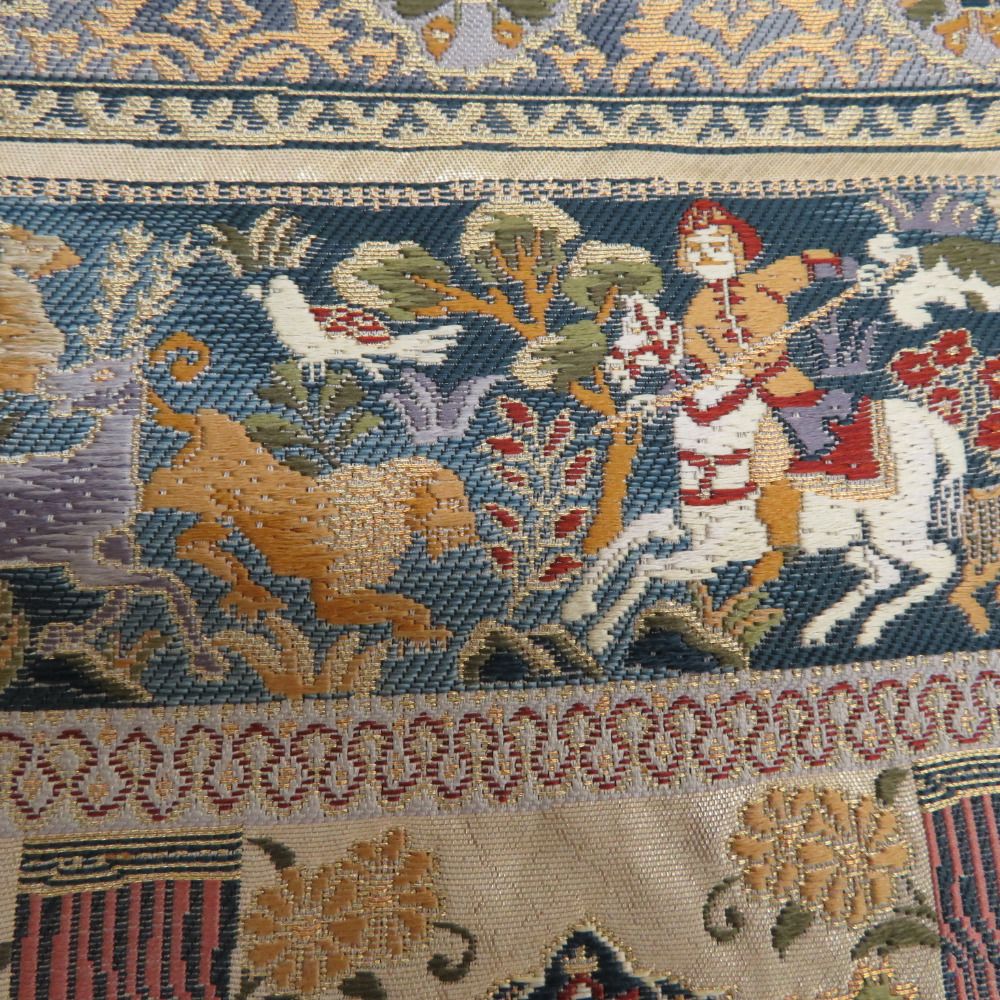 袋帯 北欧壁画文様 六通柄 金糸銀糸 エスニック調 ベージュ色ｘ緑色ｘ青色ｘ多色 正絹 仕立て上がり 長さ440cm【中古】 【キモノオフ野々市若松店】 袋帯 北欧壁画文様 六通柄 金糸銀糸 エスニック調 ベージュ色x緑色x