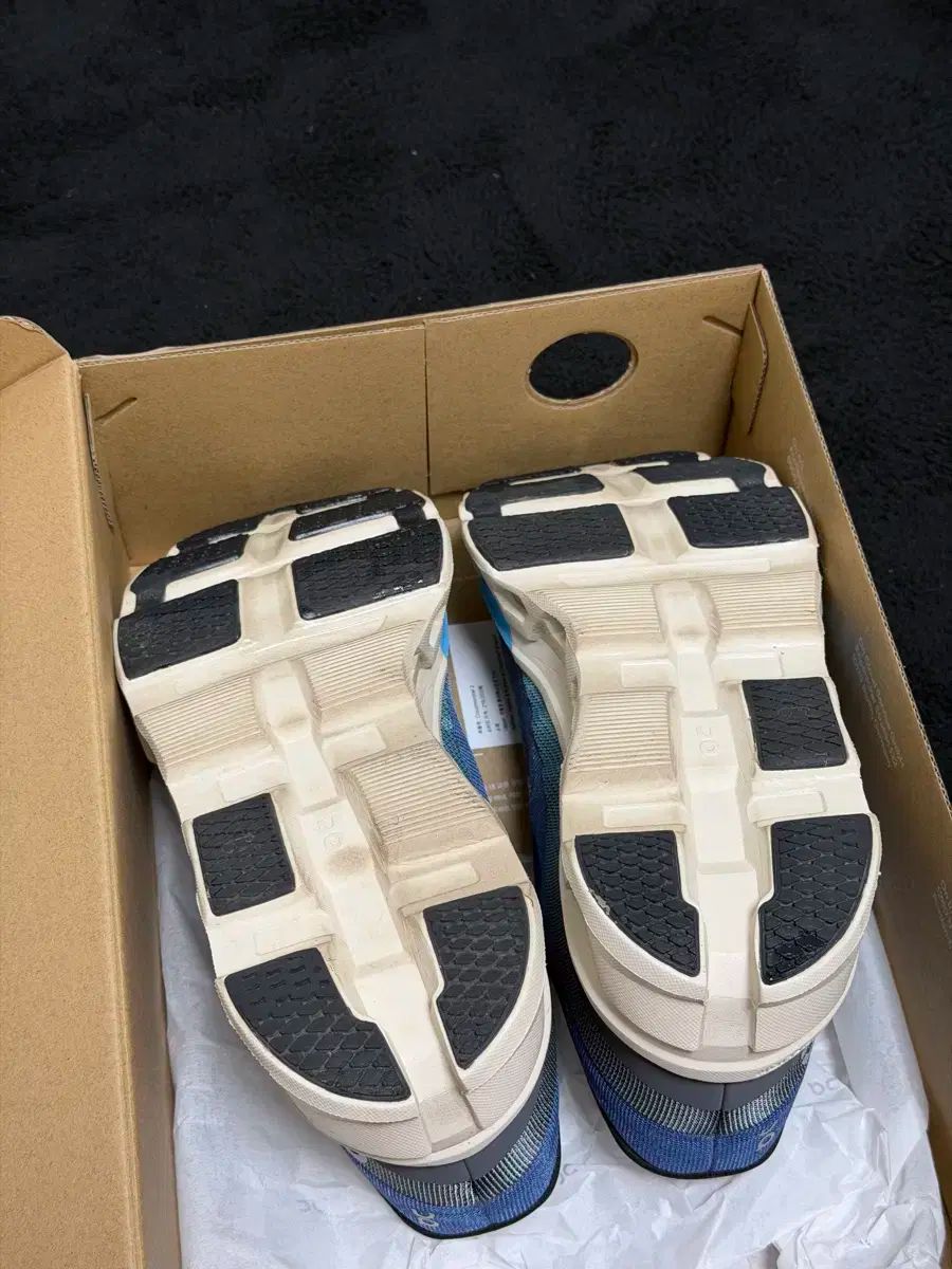 単ランニング クラウドMONSTER2