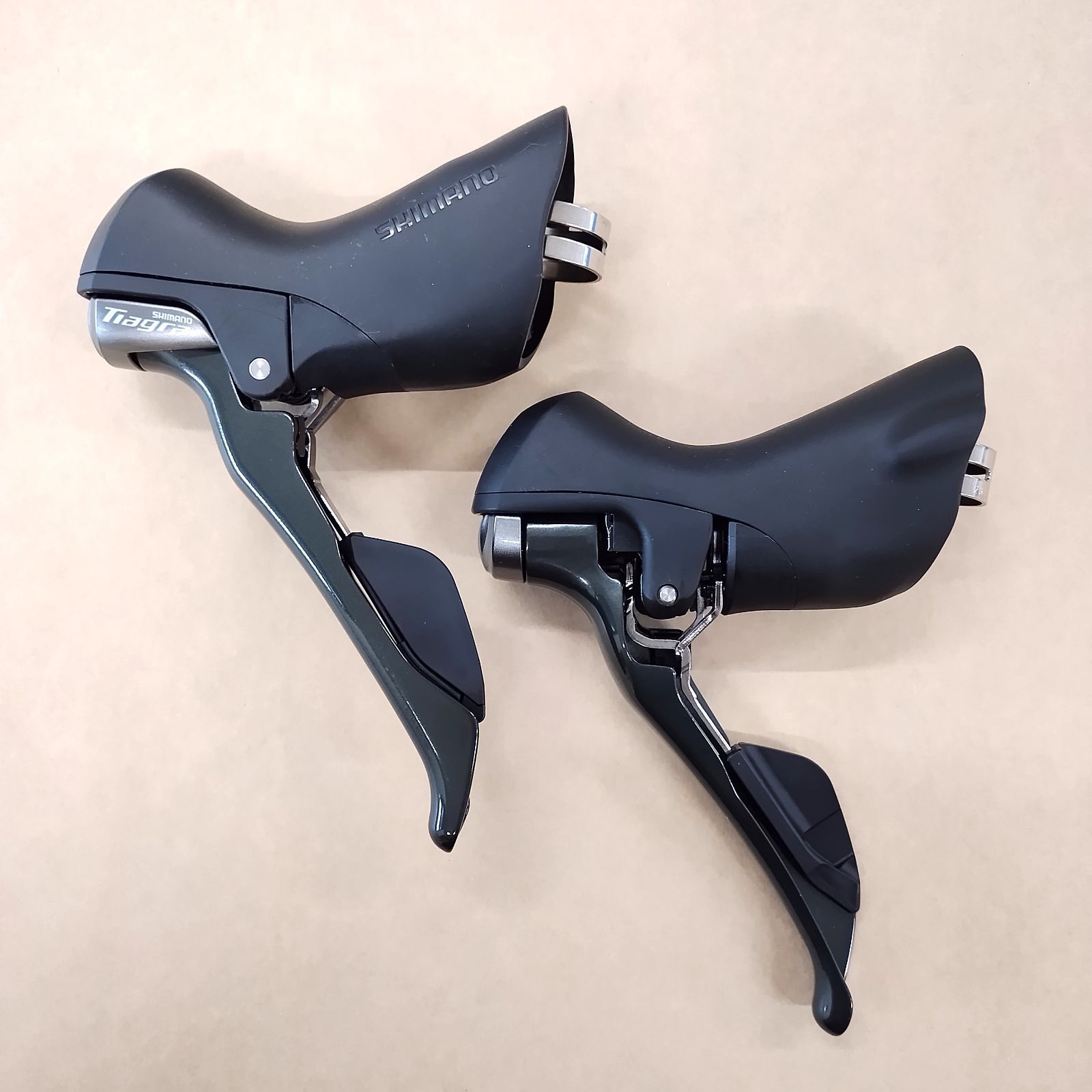 125 cm緋の女王 日本刀 模造刀 居合刀 武士道 武蔵 鑑賞用 手