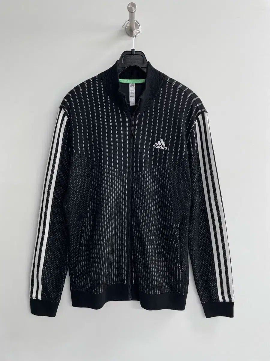 【雷市場（ポンジャン）商品韓国直送】 adidasgolf(アディダスゴルフ) メンズ 防風 ニット 長袖 ジャケット ブラック