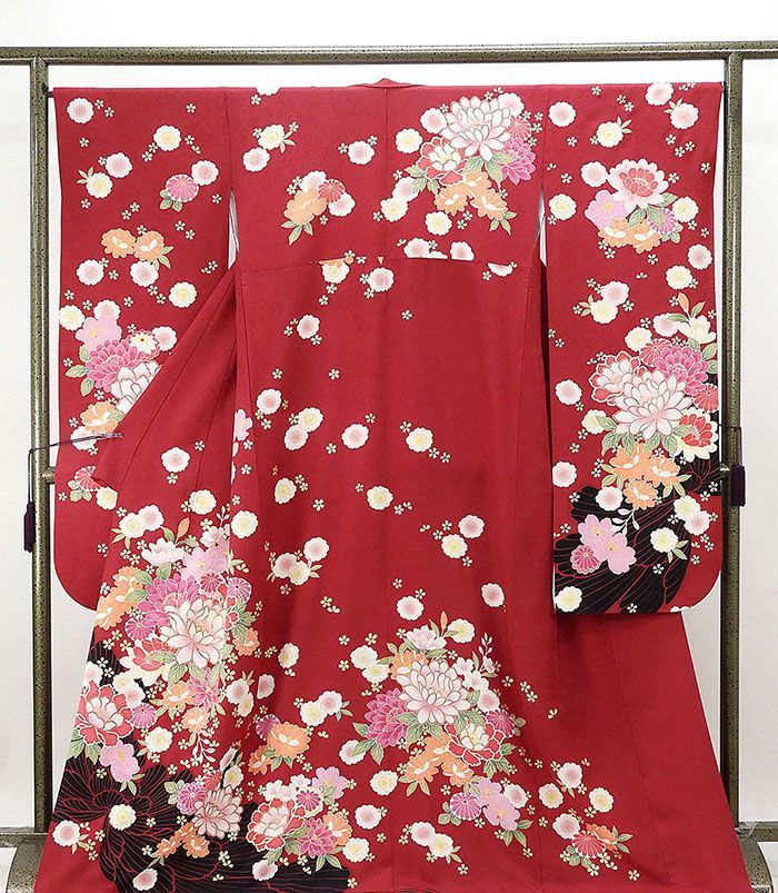 振袖 正絹 四季花模様 身丈168cm 裄丈66.5cm 振袖 リサイクル 着物 e0744