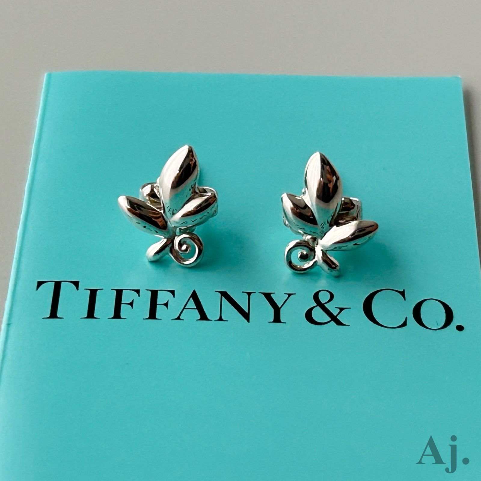 ティファニー Tiffany ピアス 両耳 オリーブ リーフ 葉 シルバーなし