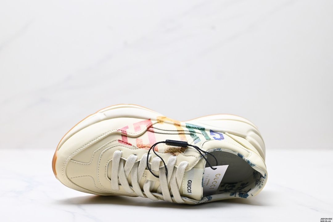 ファッショナブルで使いやすい06
