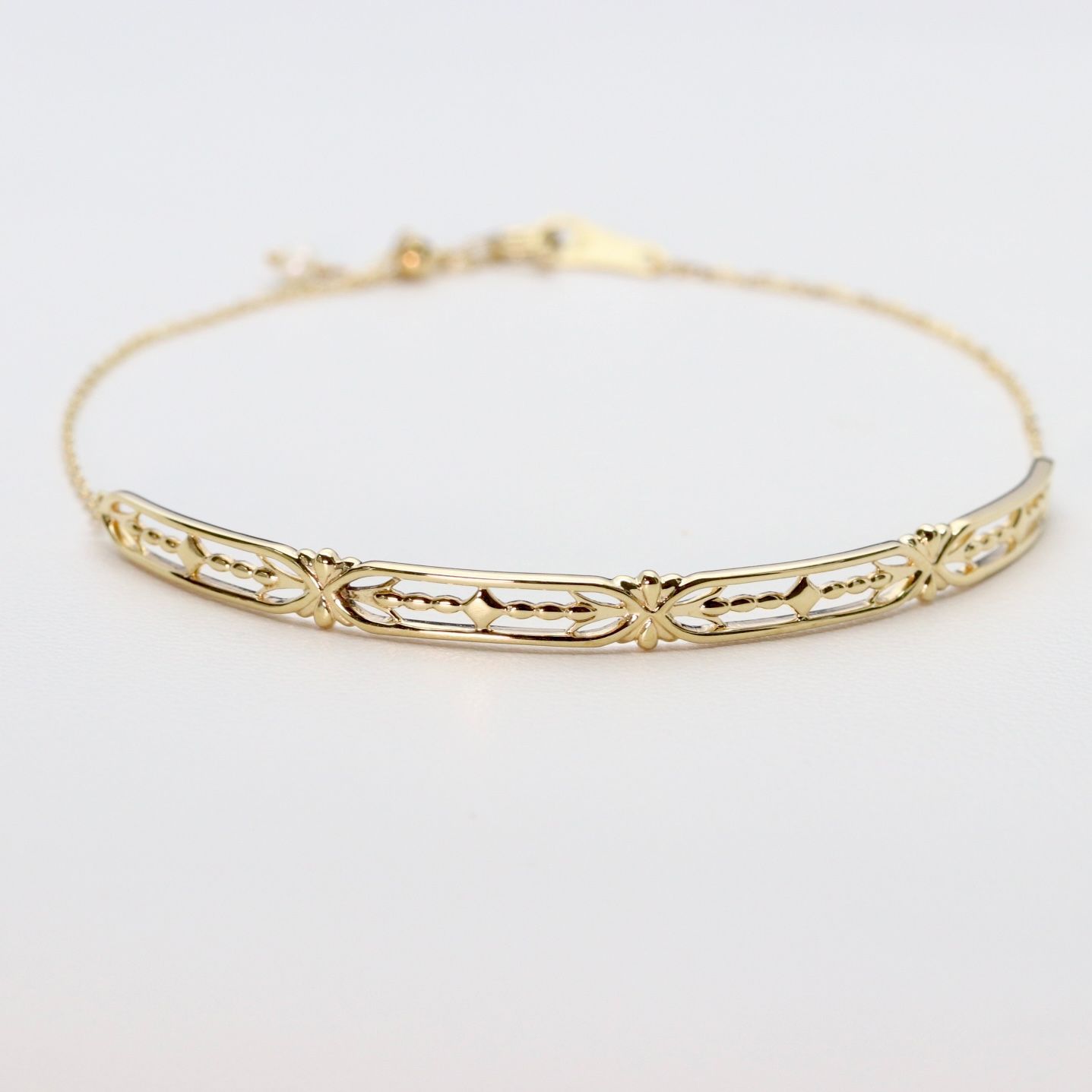 美品 アガット ブレスレット K10 バングル 透かし柄/24-1454 - メルカリ