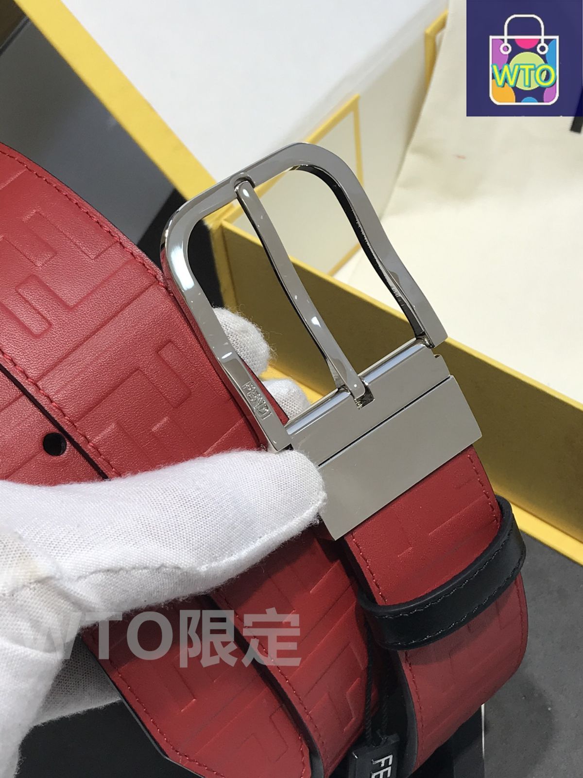 今日 Fendi フェンディ ロゴデザインベルト-1