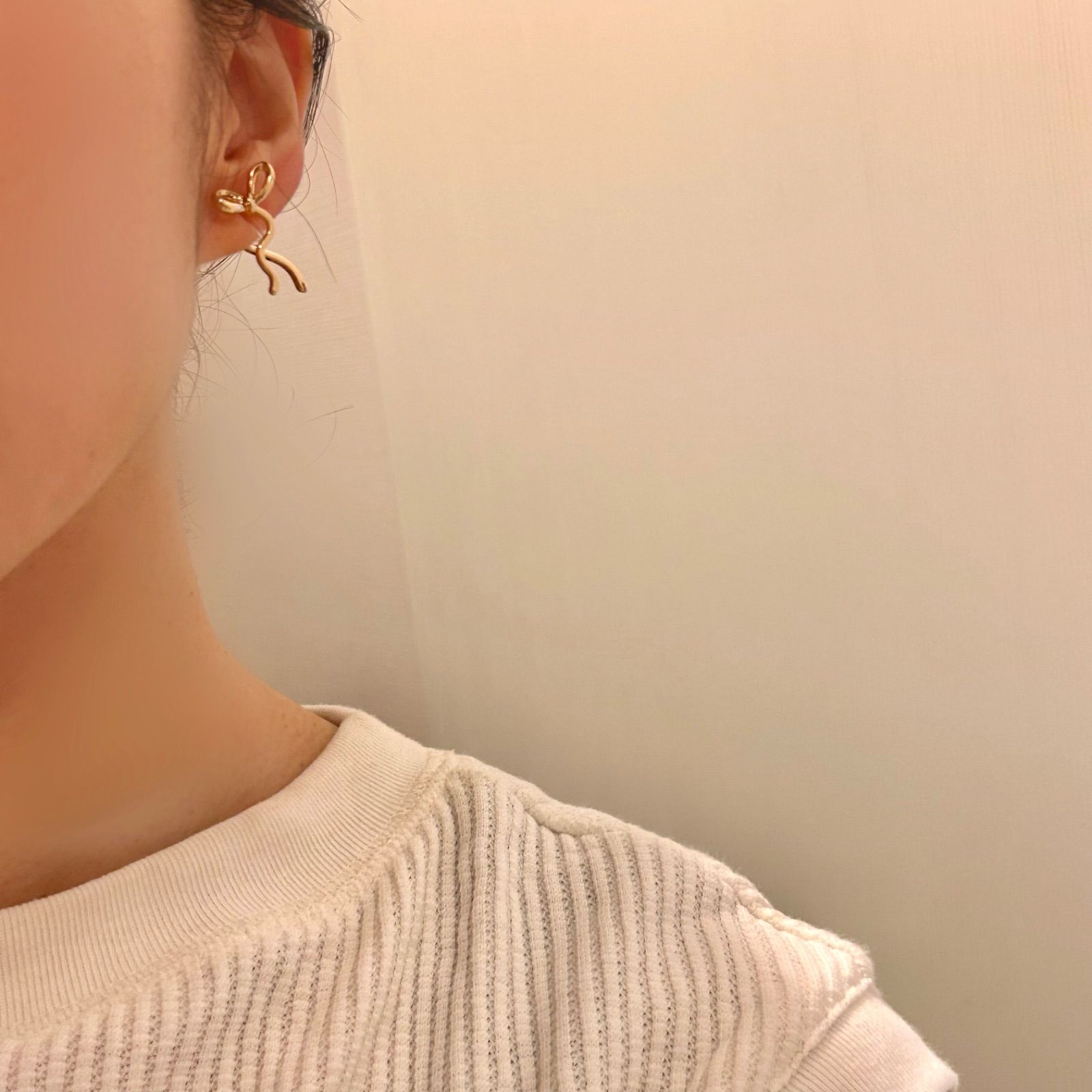Ribbon bijou earrings リボンビジュー樹脂イヤリング樹脂ピアス