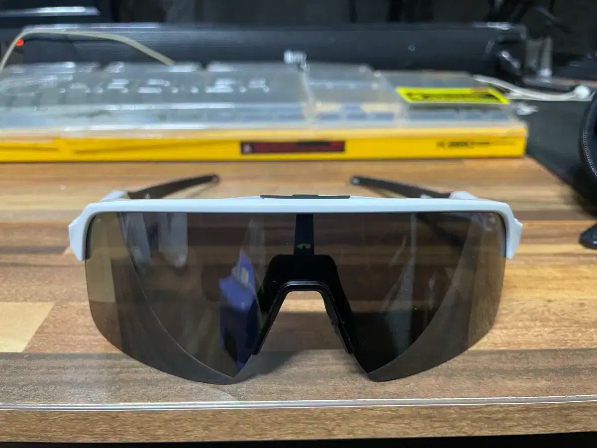 OAKLEY オークリー スートロ チャン ウー リー サングラス