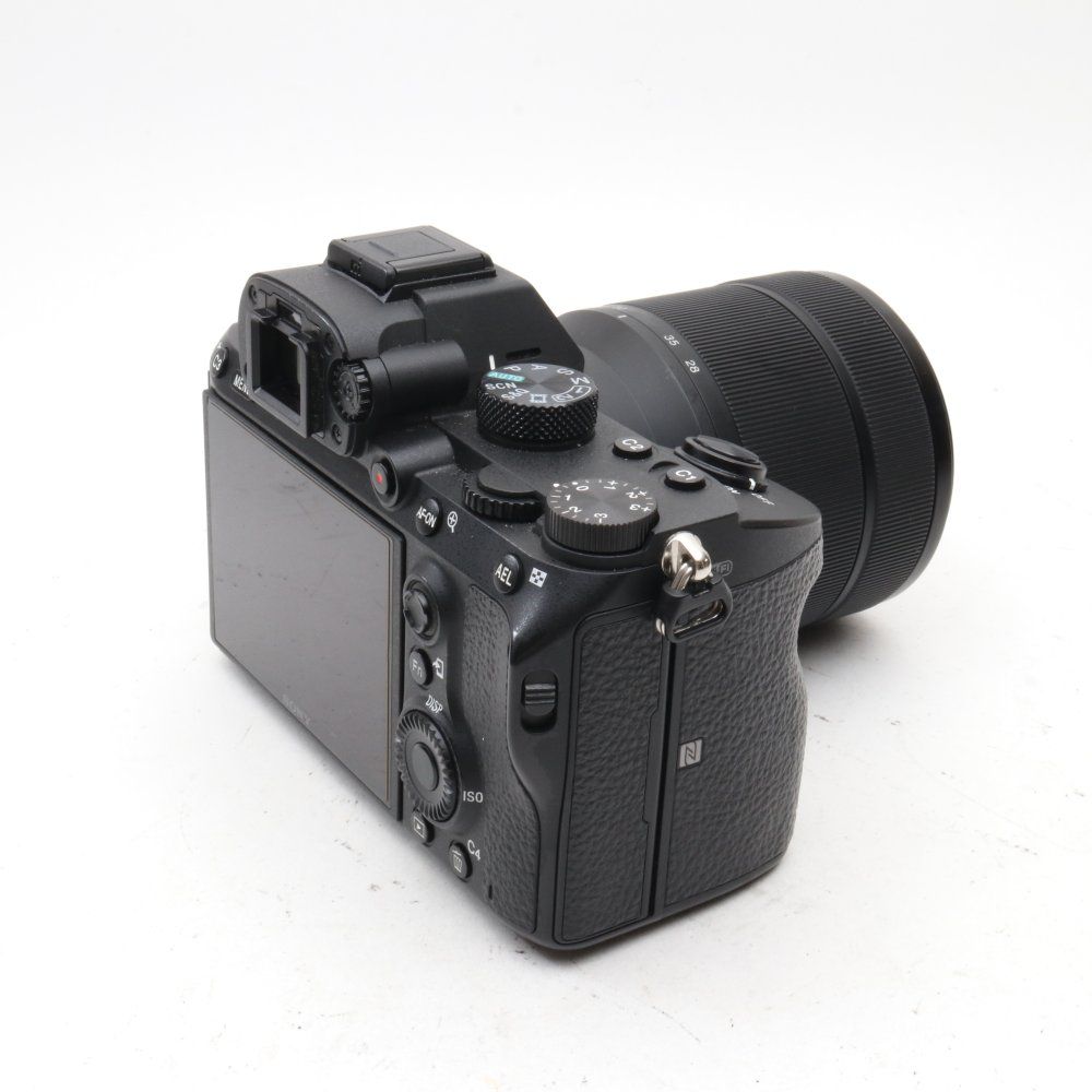 ソニー α7 ソニー A7iii 一眼レフカメラ レンズキット SONY ILCE-7M3K
