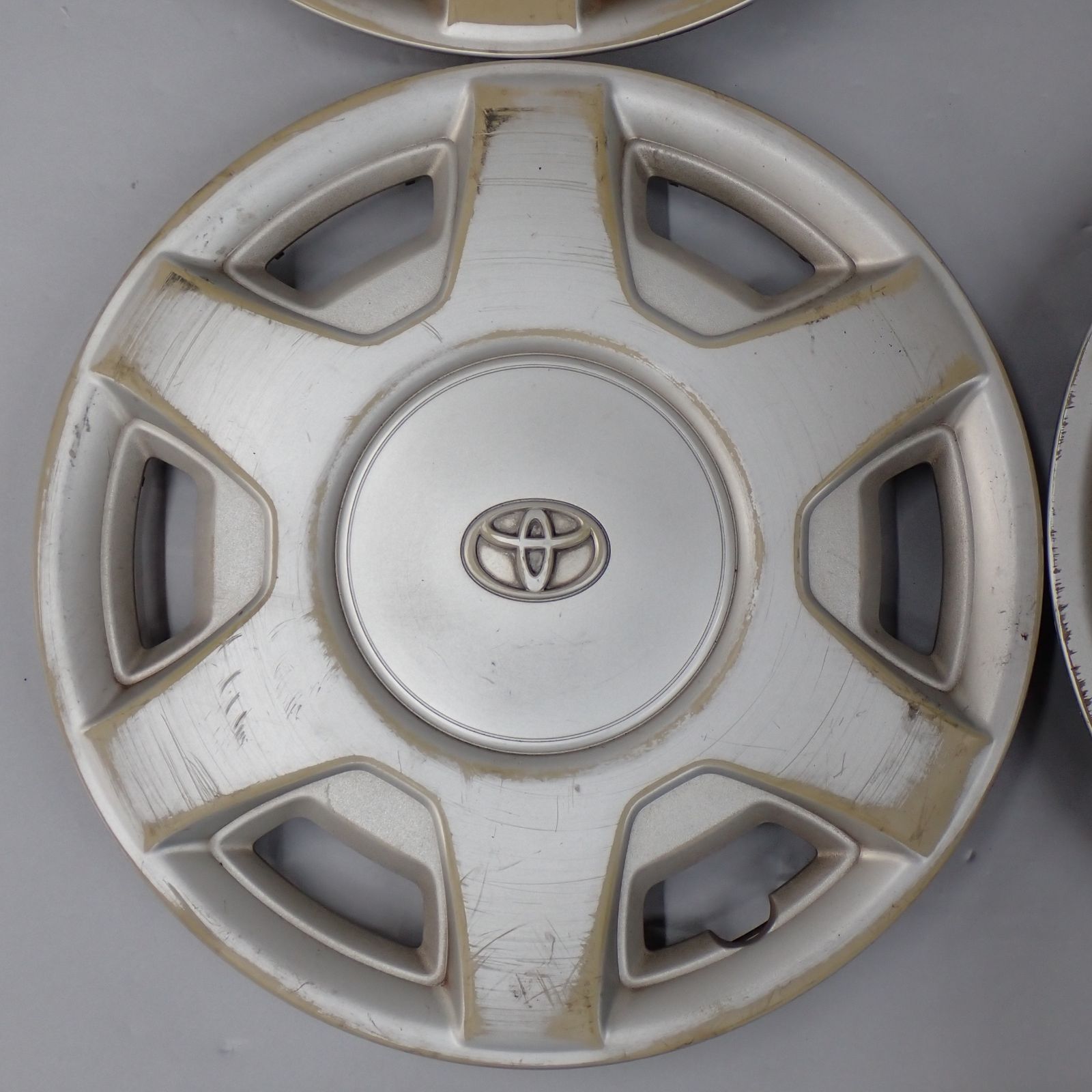 TOYOTA トヨタ コンフォート 15インチ 純正ホイールカバー