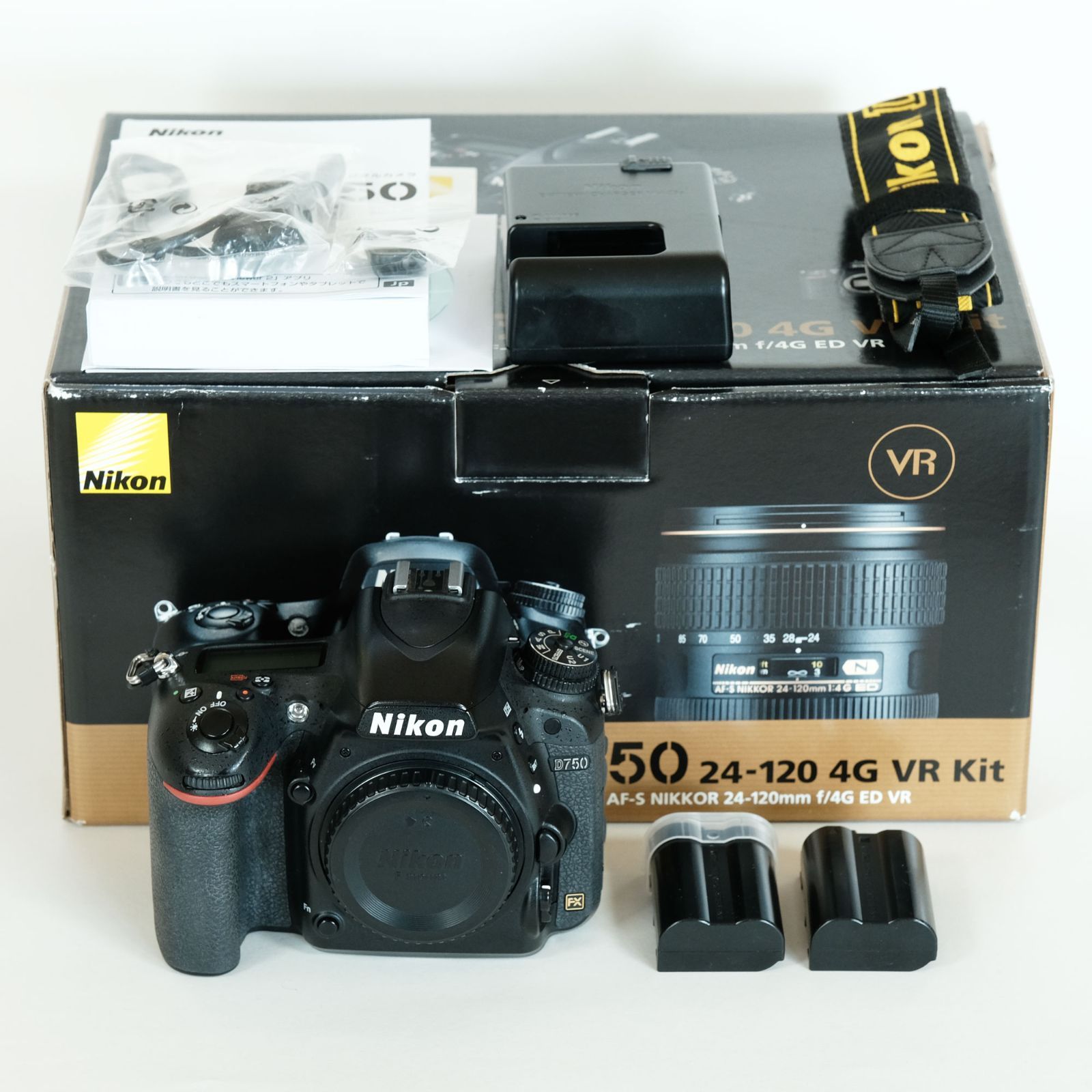 Nikon D750 ※純正バッテリー2個付 - カメラ